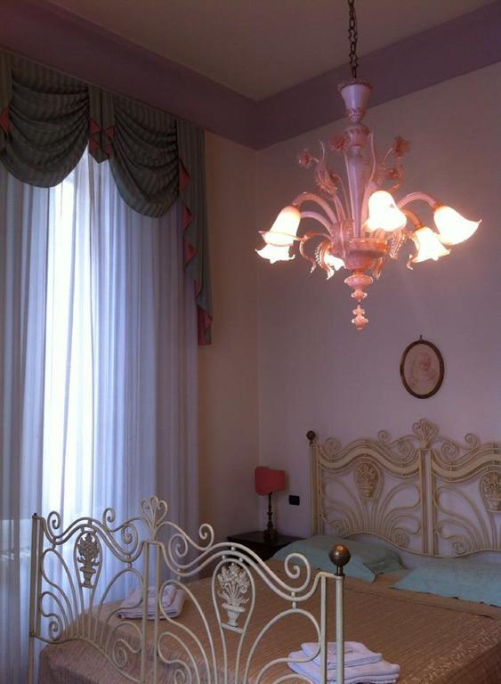 Antica Dimora Villa Della Lupa Lecce Oda fotoğraf